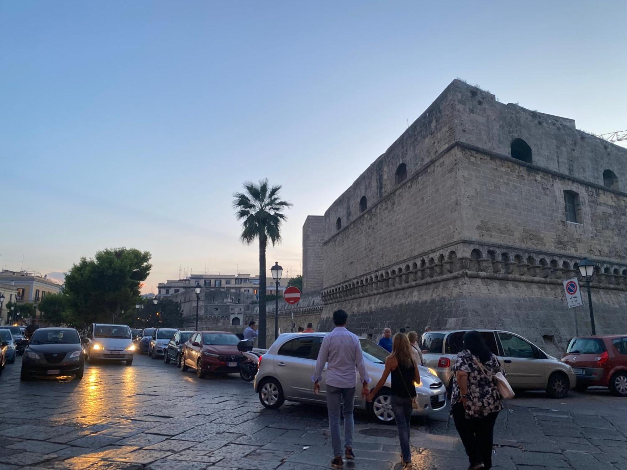 Hotel Dimora Fralu Bari Exterior foto